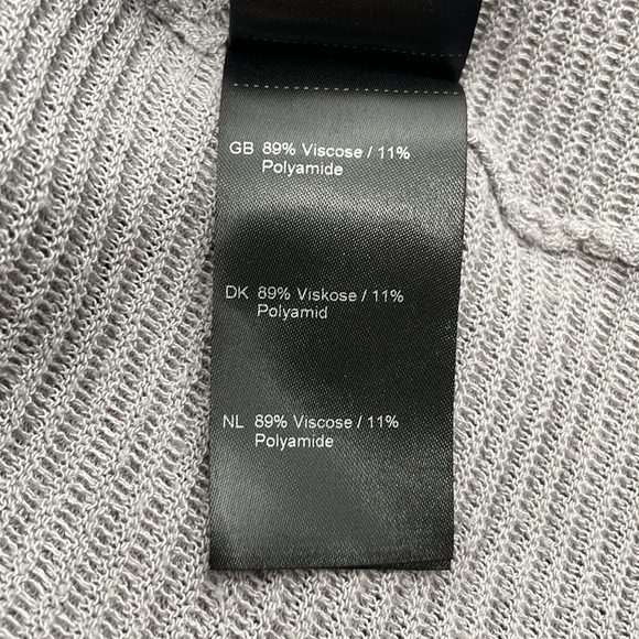 SAMSOE samsoe grey light weight sweater polyamide viscose minimalist sz m - Picture 6 of 13